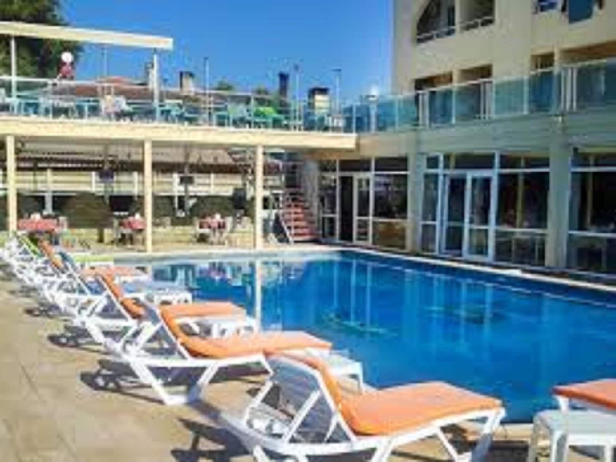 אלטינולוק Ucem Hotel Golden Sea מראה חיצוני תמונה